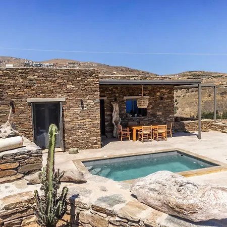 Marilias Cycladic Agios Fokas (Tinos)