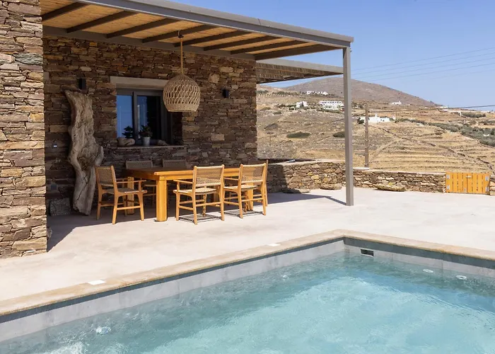 Marilias Cycladic Villa *