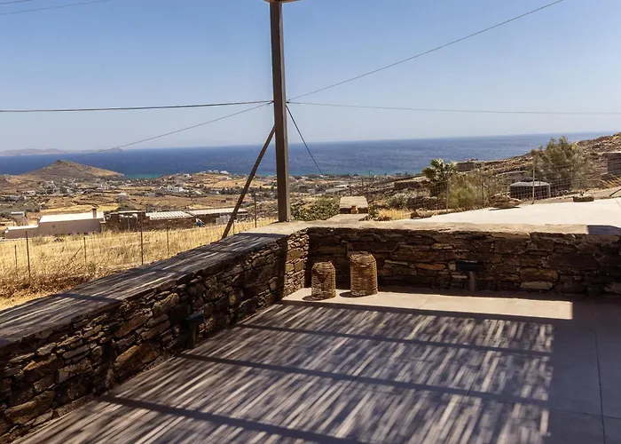 Marilias Cycladic Villa *